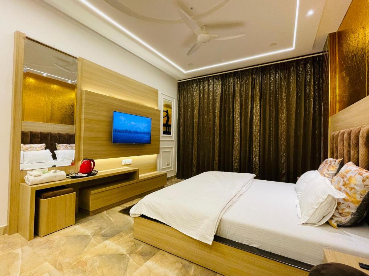 Holidayvilla & Suites Amritsar- Green Avenue Екстериор снимка