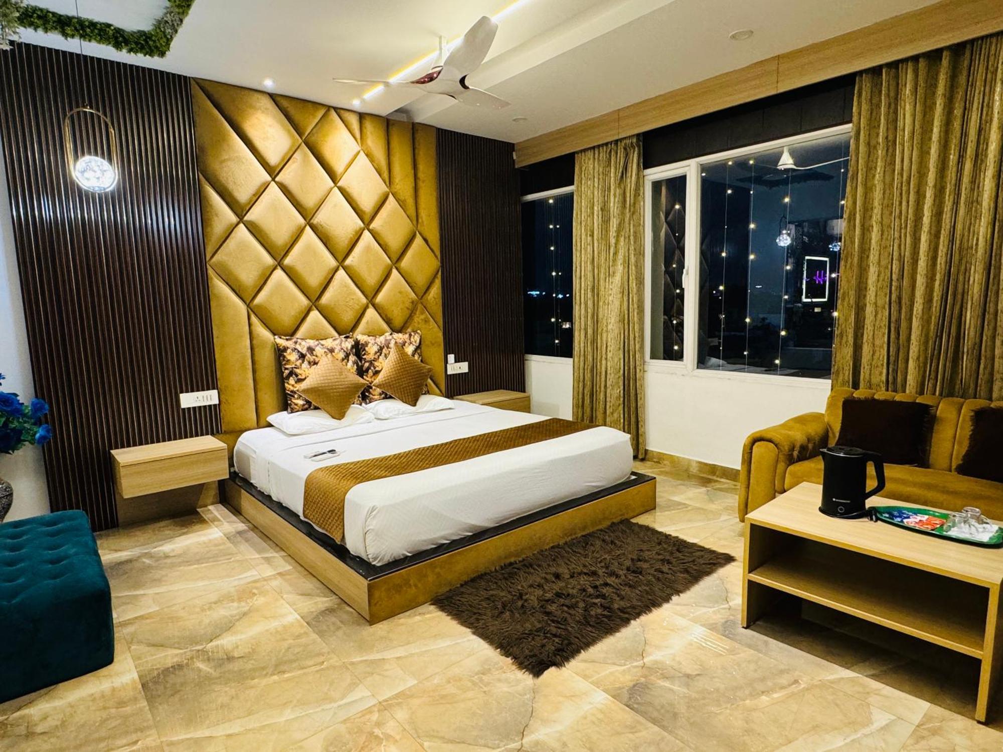Holidayvilla & Suites Amritsar- Green Avenue Екстериор снимка