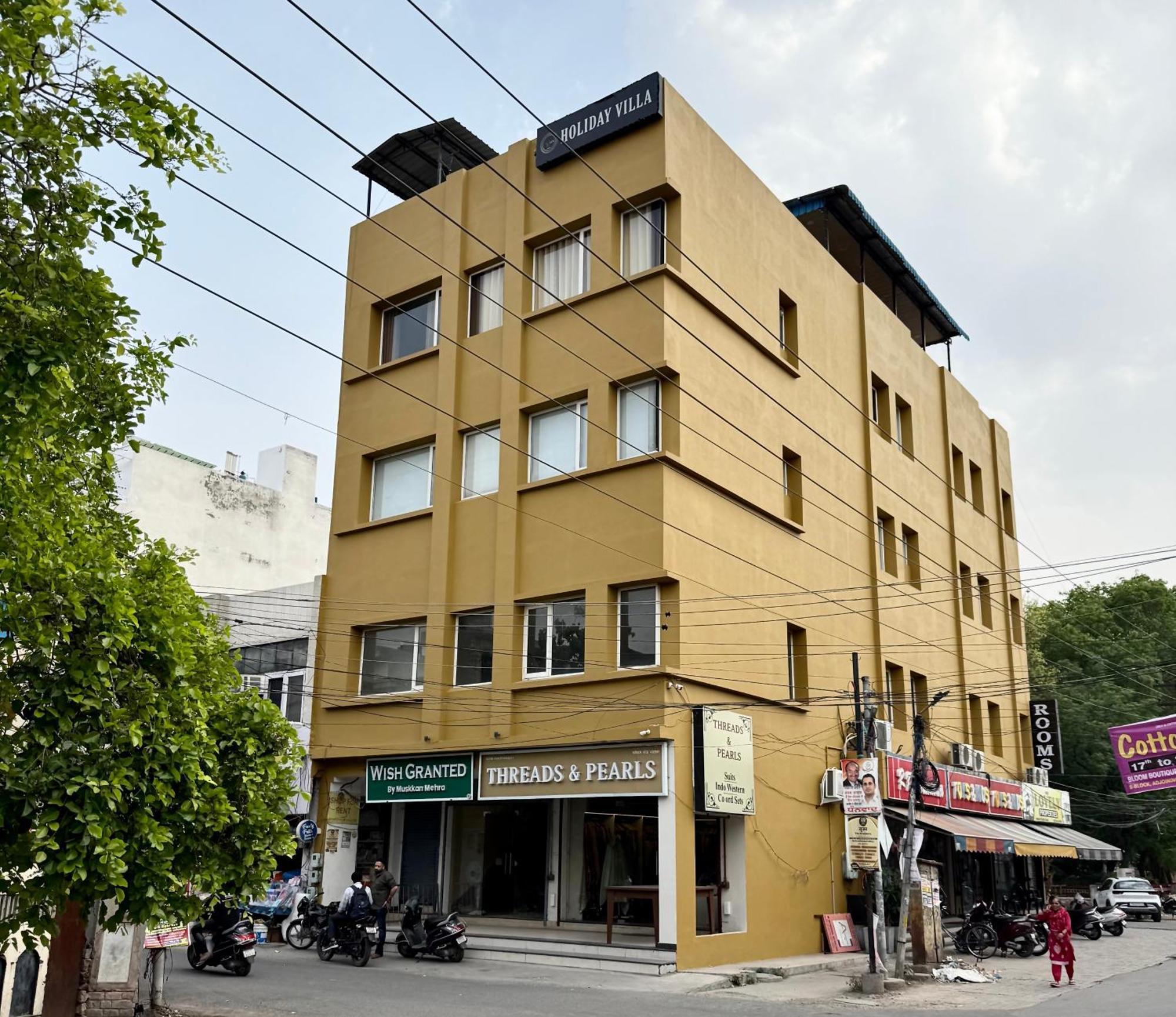 Holidayvilla & Suites Amritsar- Green Avenue Екстериор снимка